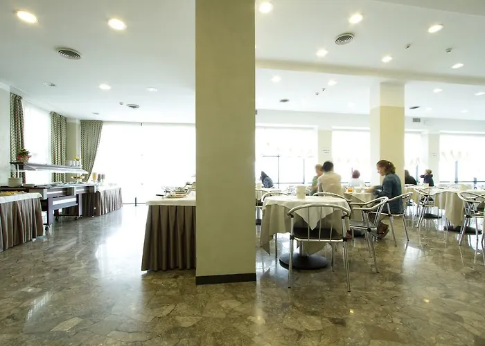 Hotel Nord Est 3*