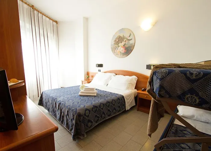 Nord Est Hotel 3*